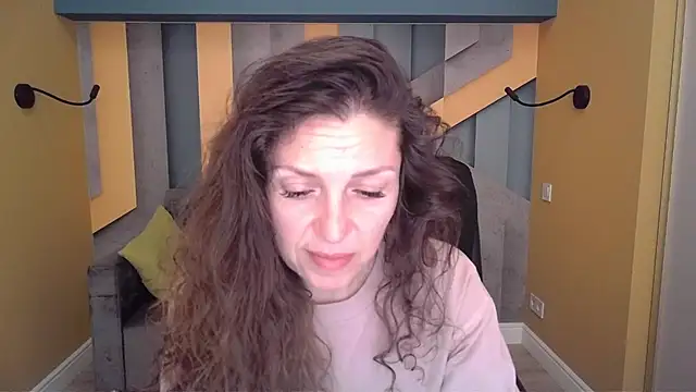 EllaLong online show from 03.24.26