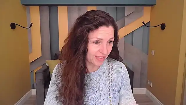 EllaLong online show from 04.19.26