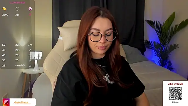 dakottaa  online show from 12.19.24