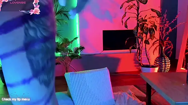 Megan inked online show from 10.04.25