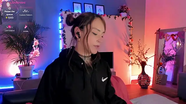 Megan inked online show from 03.02.26