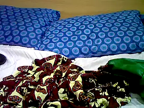 Snapshot of Ebonykezzia chatting on 03.15.25 Ebonykezzia online show from 03.15.25