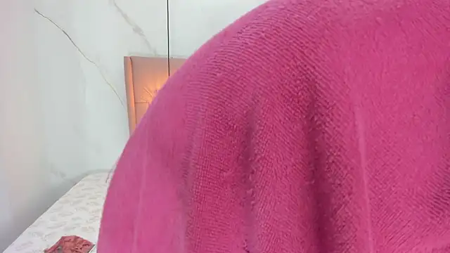 Belle Brunette online show from 02.13.25