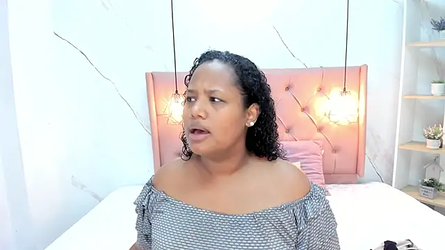 Belle Brunette online show from 09.08.25