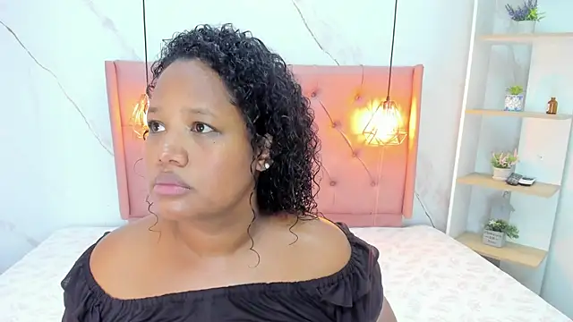 Belle Brunette online show from 10.15.25