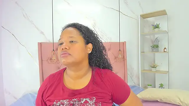 Belle Brunette online show from 02.10.26