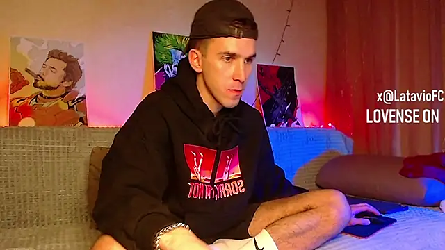 Snapshot of Midnighter_ chatting on 02.11.25 Midnighter  online show from 02.11.25