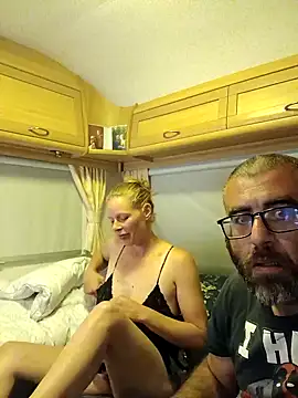 WildScorpio86 online show from 11.24.25