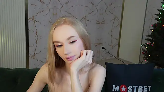 Amelia Blaze online show from 12.17.24