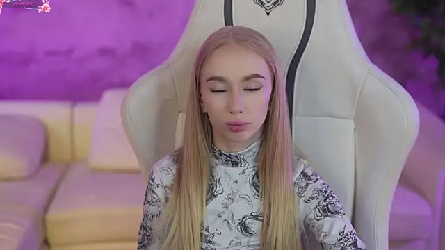 Amelia Blaze online show from 02.06.25