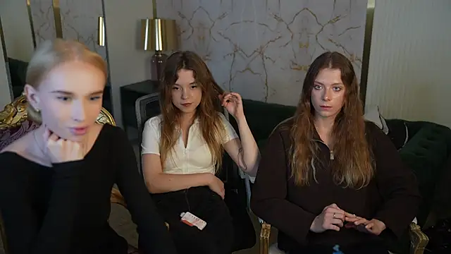 Amelia Blaze online show from 10.07.25