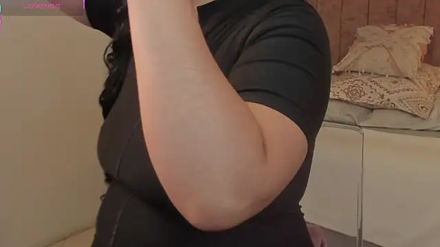 scarlet miller1 online show from 10.24.25