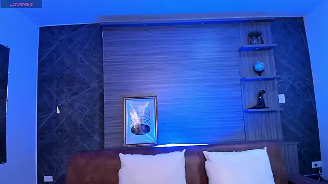 charlottewhitte online show from 10.25.25