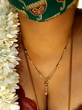 tuttifrutti17 online show from 01.17.25