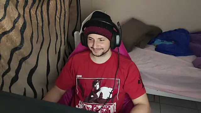 Snapshot of iurytx chatting on 02.20.25 iurytx online show from 02.20.25