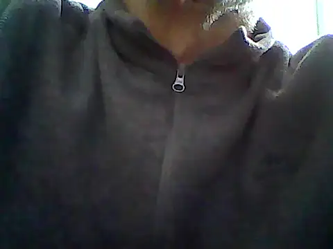 Snapshot of xcimeru chatting on 02.07.25 xcimeru online show from 02.07.25