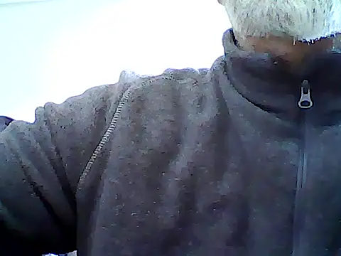 Snapshot of xcimeru chatting on 03.09.25 xcimeru online show from 03.09.25