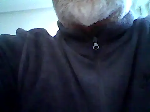 Snapshot of xcimeru chatting on 03.10.25 xcimeru online show from 03.10.25