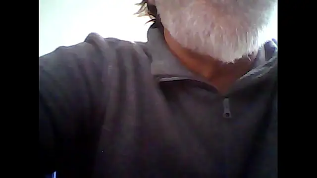 Snapshot of xcimeru chatting on 09.12.25 xcimeru online show from 09.12.25