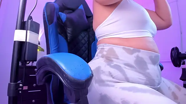 izaro22 online show from 01.14.26