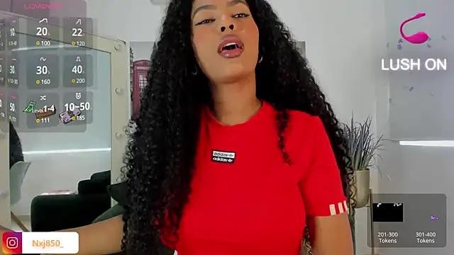 HOTBLACKANDWHITE2 online show from 12.29.24