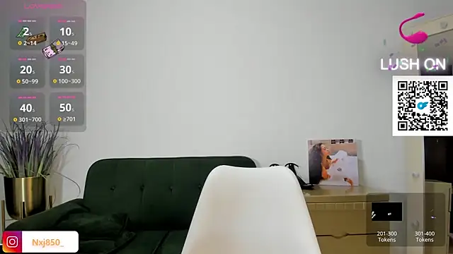 HOTBLACKANDWHITE2 online show from 02.18.25