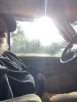 Snapshot of Themechanic420 chatting on 03.05.26 Themechanic420 online show from 03.05.26