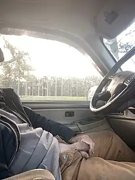 Snapshot of Themechanic420 chatting on 03.12.26 Themechanic420 online show from 03.12.26