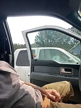 Snapshot of Themechanic420 chatting on 03.24.26 Themechanic420 online show from 03.24.26