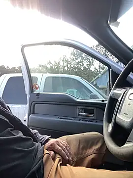 Snapshot of Themechanic420 chatting on 03.31.26 Themechanic420 online show from 03.31.26