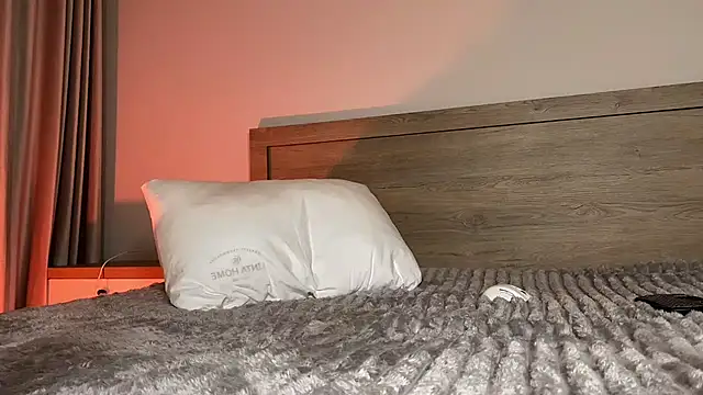 Pi-x-ie online show from 04.26.26