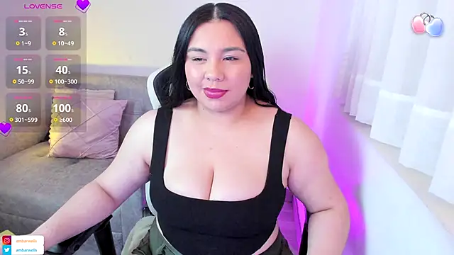 Snapshot of ambar-wells chatting on 09.22.25 ambar-wells online show from 09.22.25