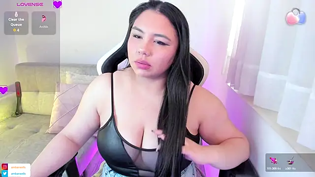 Snapshot of ambar-wells chatting on 11.17.25 ambar-wells online show from 11.17.25