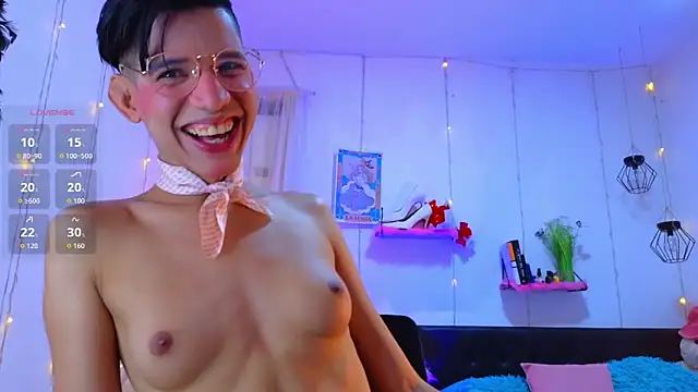 Ariel Femboy  online show from 12.02.25