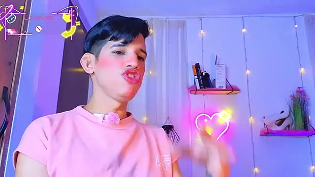 Snapshot of Ariel_Femboy_ chatting on 02.18.26 Ariel Femboy online show from 02.18.26