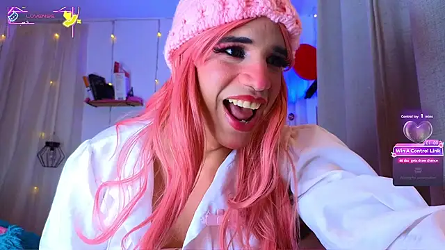 Snapshot of Ariel_Femboy_ chatting on 03.01.26 Ariel Femboy online show from 03.01.26