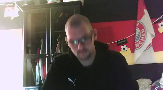 Die-geile-Sau online show from 03.16.25