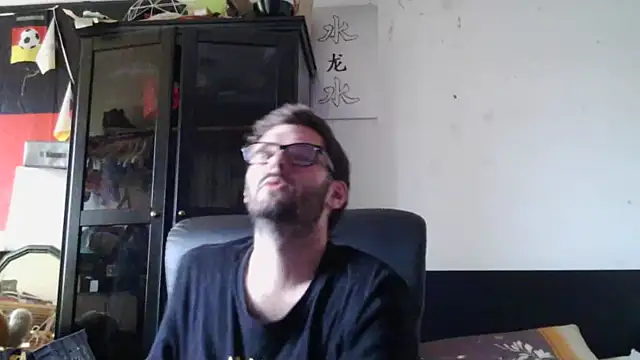 Snapshot of Die-geile-Sau chatting on 07.17.26 Die-geile-Sau online show from 07.17.26