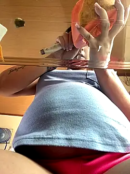 Vaiolet a online show from 12.03.24