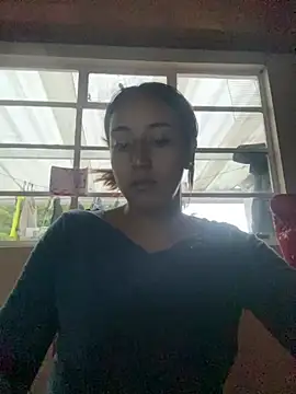 Vaiolet a online show from 12.18.24