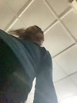 Vaiolet a online show from 12.20.24