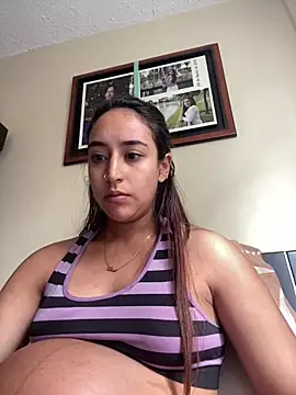 Vaiolet a online show from 01.15.25