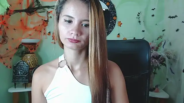 Snapshot of Sofia_Franco_ chatting on 10.09.25 Sofia Franco online show from 10.09.25