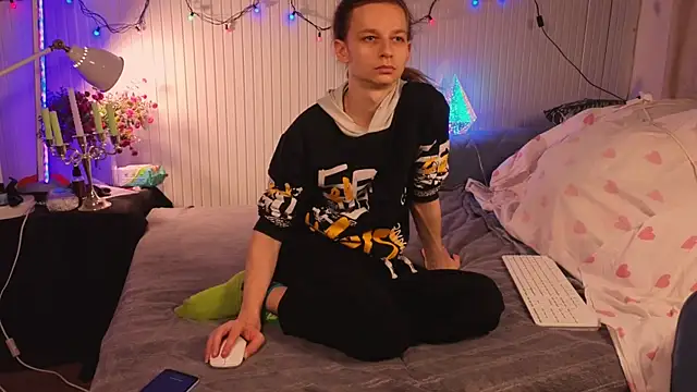 Frank Fraer online show from 11.26.25