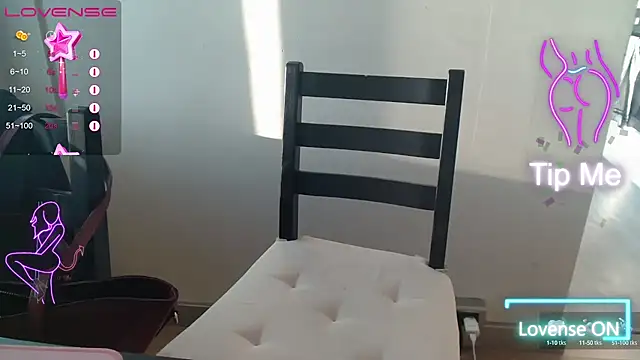 Snapshot of Thepanthera chatting on 03.09.25 Thepanthera online show from 03.09.25