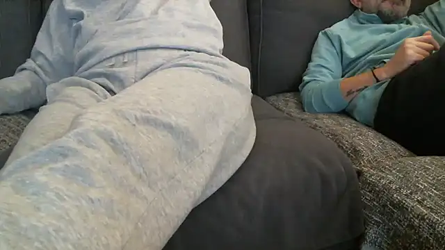 Snapshot of mysteriouscouple001 chatting on 11.09.25 mysteriouscouple001 online show from 11.09.25