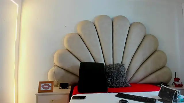 Natasha  Blue online show from 03.21.25