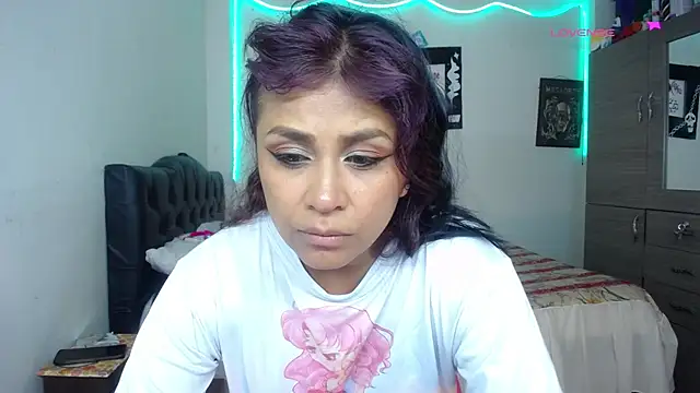 pinky violeta online show from 04.06.26