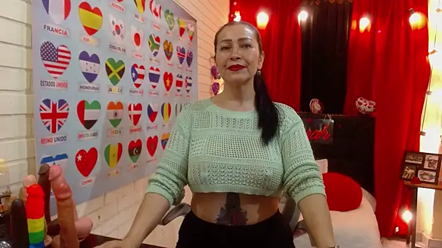 Sarah teiku online show from 03.18.25