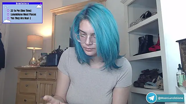 Snapshot of Lunobbione chatting on 03.28.26 Lunobbione online show from 03.28.26